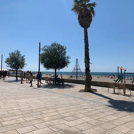 Cavi Laurier דירה *